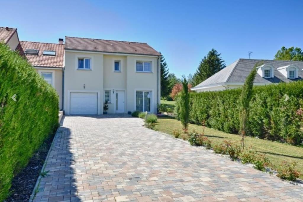 Maison 120 M² A Vigy Exterior foto